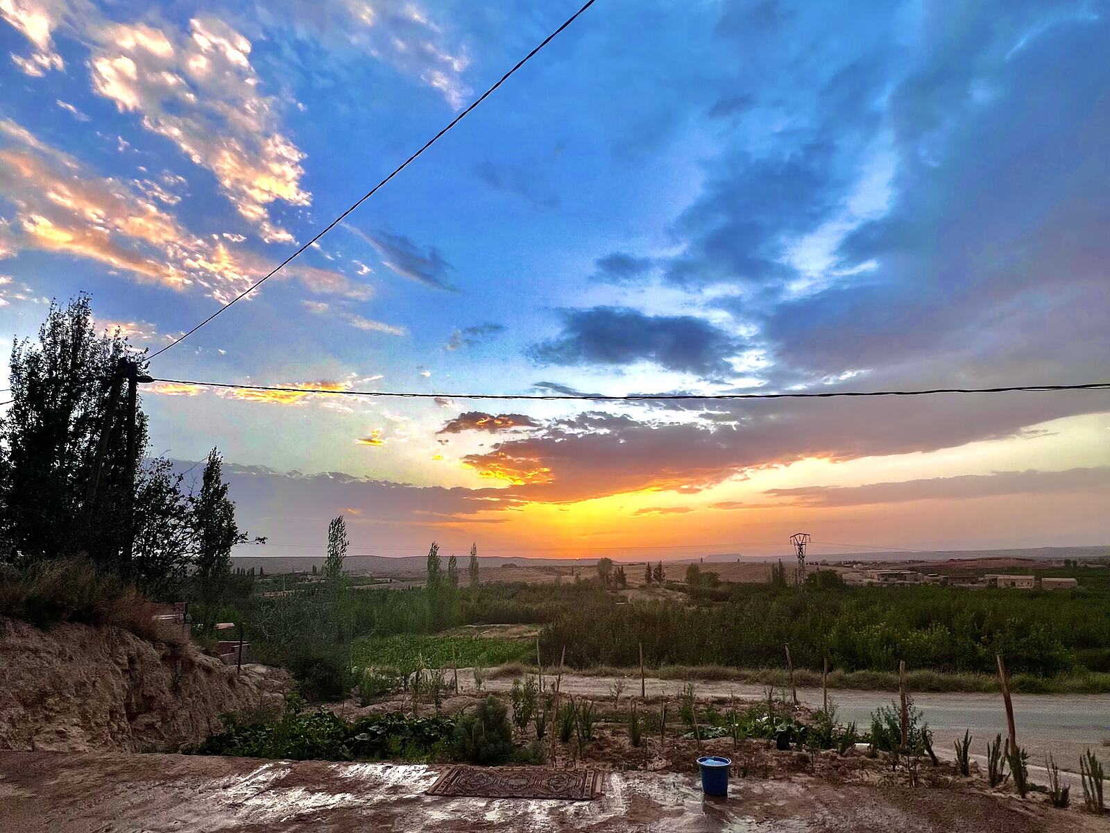Coucher de soleil sur la vallée d'Ait Izdeg, Azegzaw